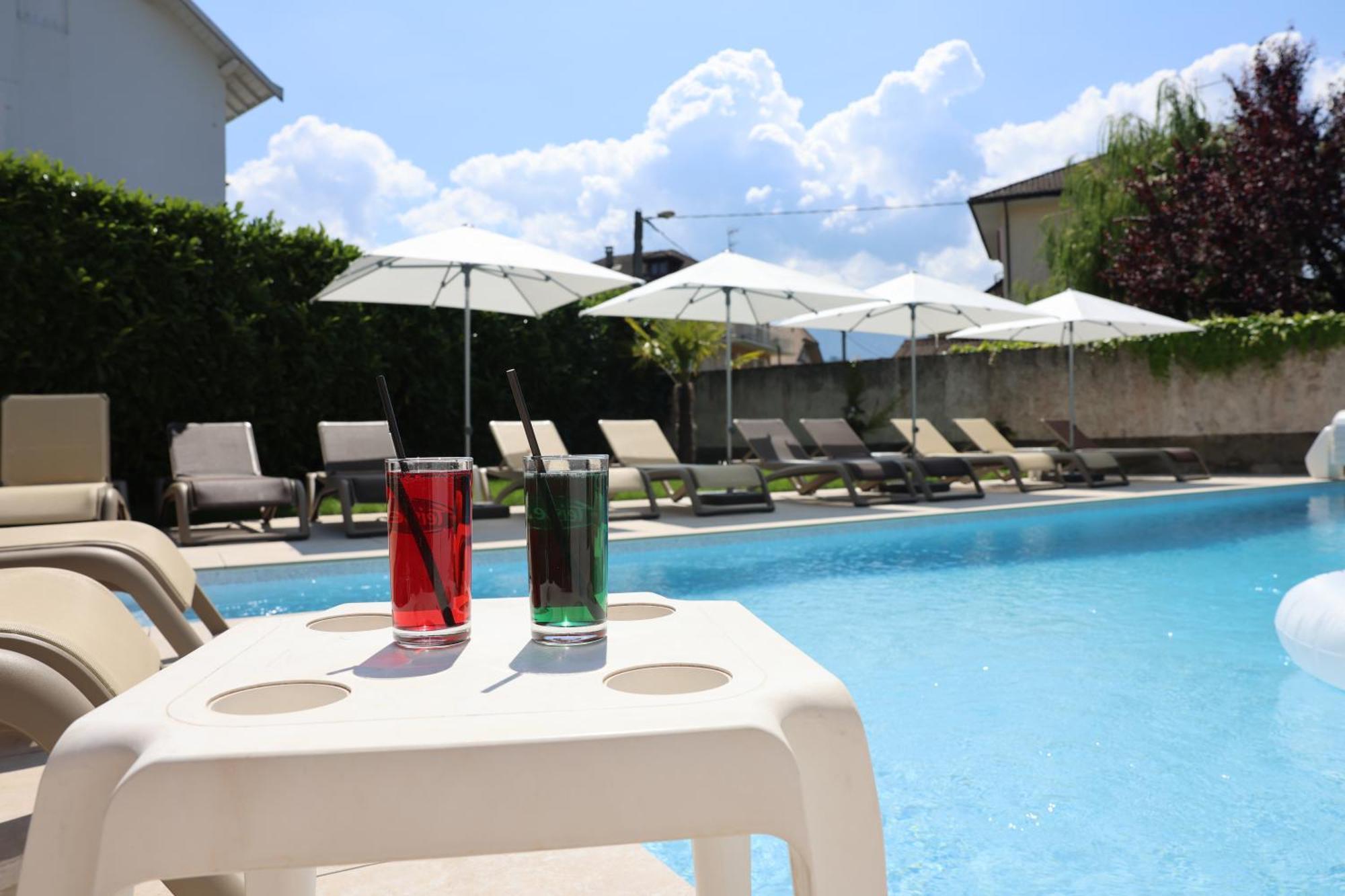 Logis Hotel Arc En Ciel Тонон-ле-Бен Экстерьер фото