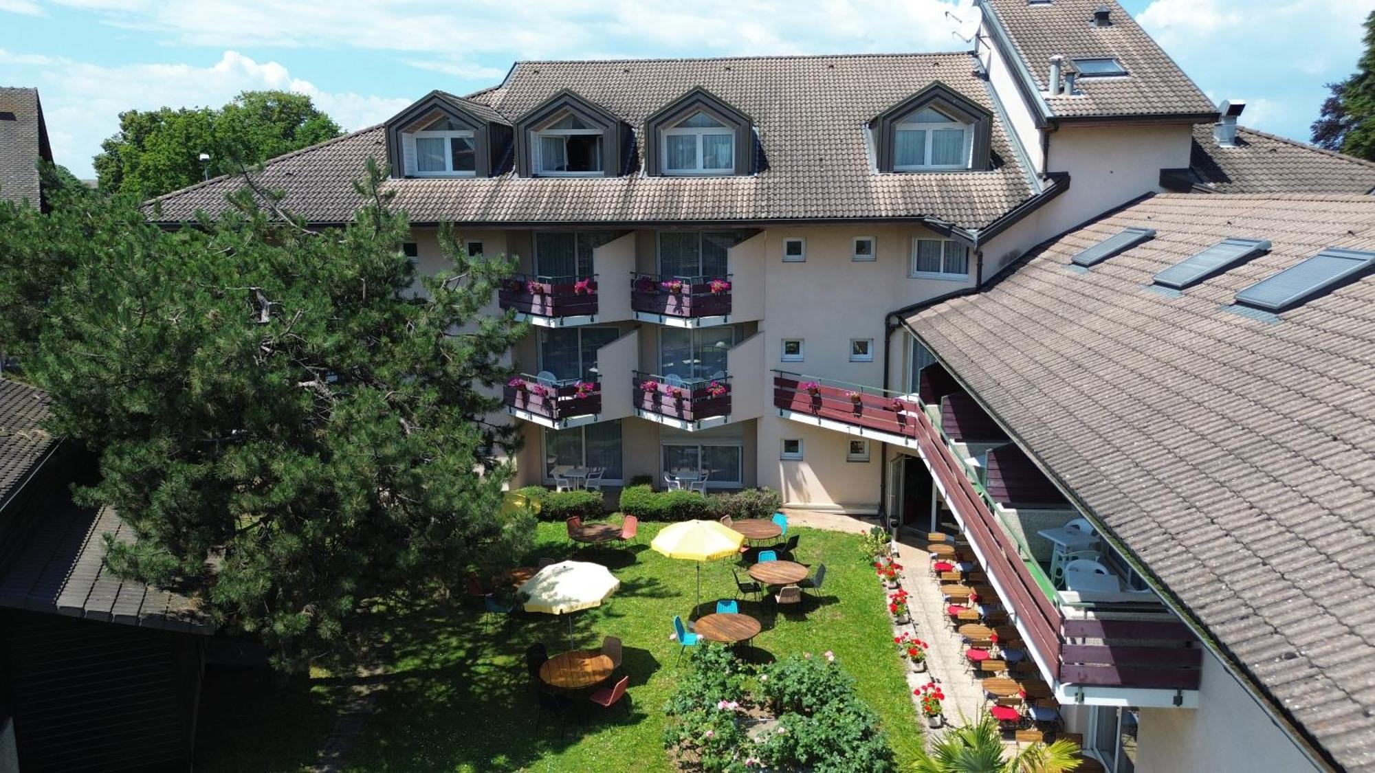 Logis Hotel Arc En Ciel Тонон-ле-Бен Экстерьер фото